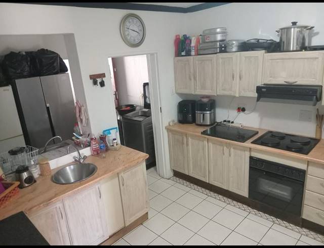 4 BEDROOM TOWNHOUSE FOR SALE IN WIERDA PARK